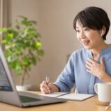 YouTubeの英語学習動画を見ながら声に出して練習する社会人